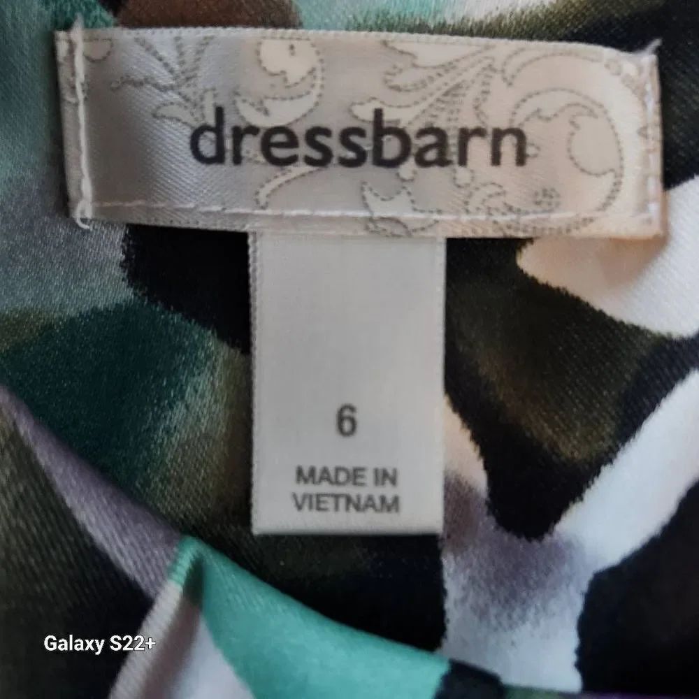 D27 Dressbarn - beautiful, stylish midi dress Pleated Neckline - purple & green - Picture 7 of 8